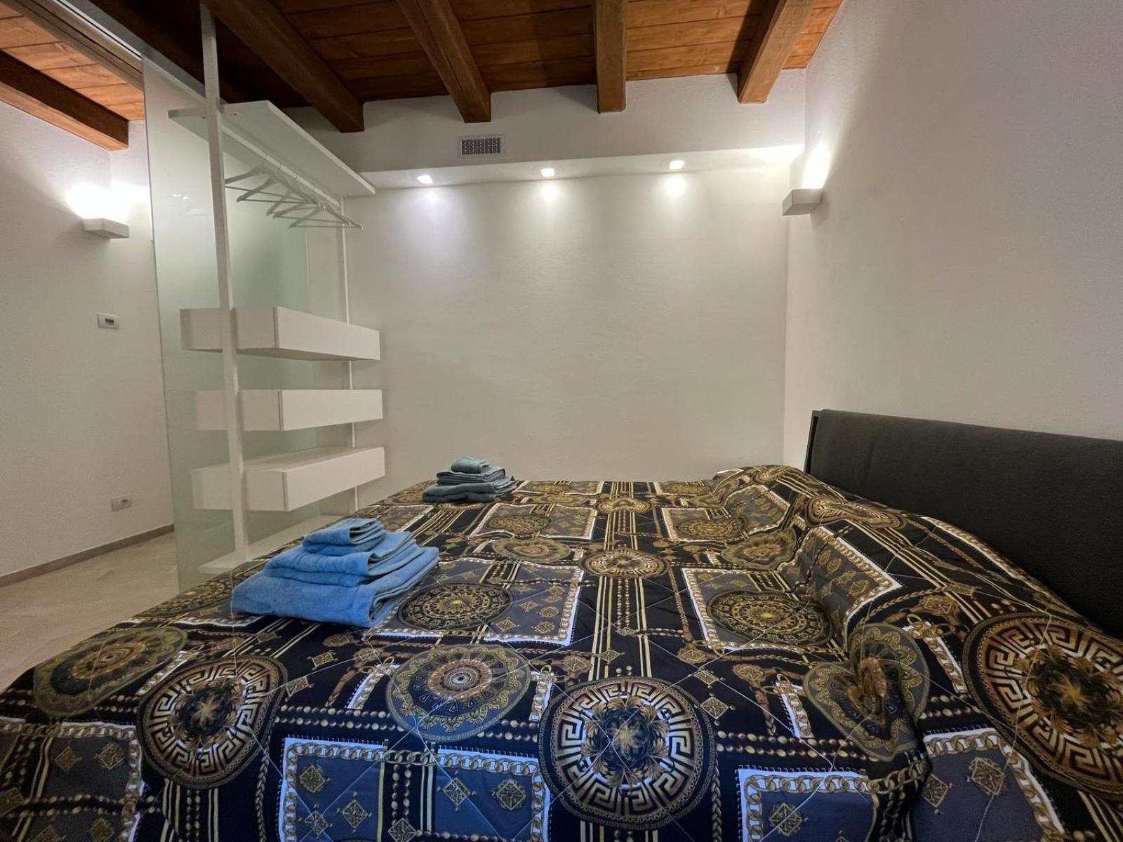 דירות אסקולי פיצ'נו Charme In Centro With Private Parking מראה חיצוני תמונה